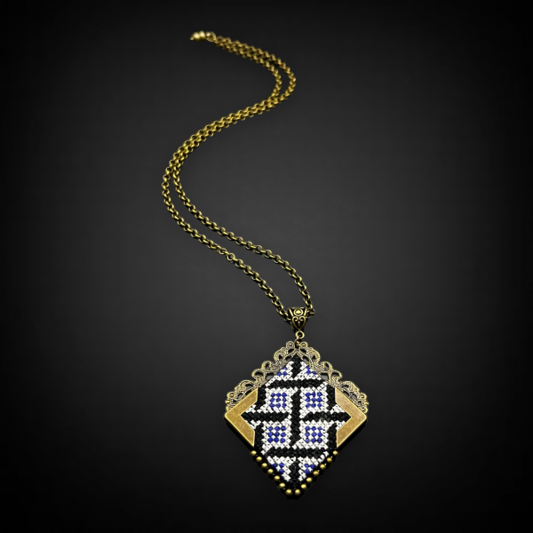 Silky Handmade Geometric Design Necklace & Pendant 6